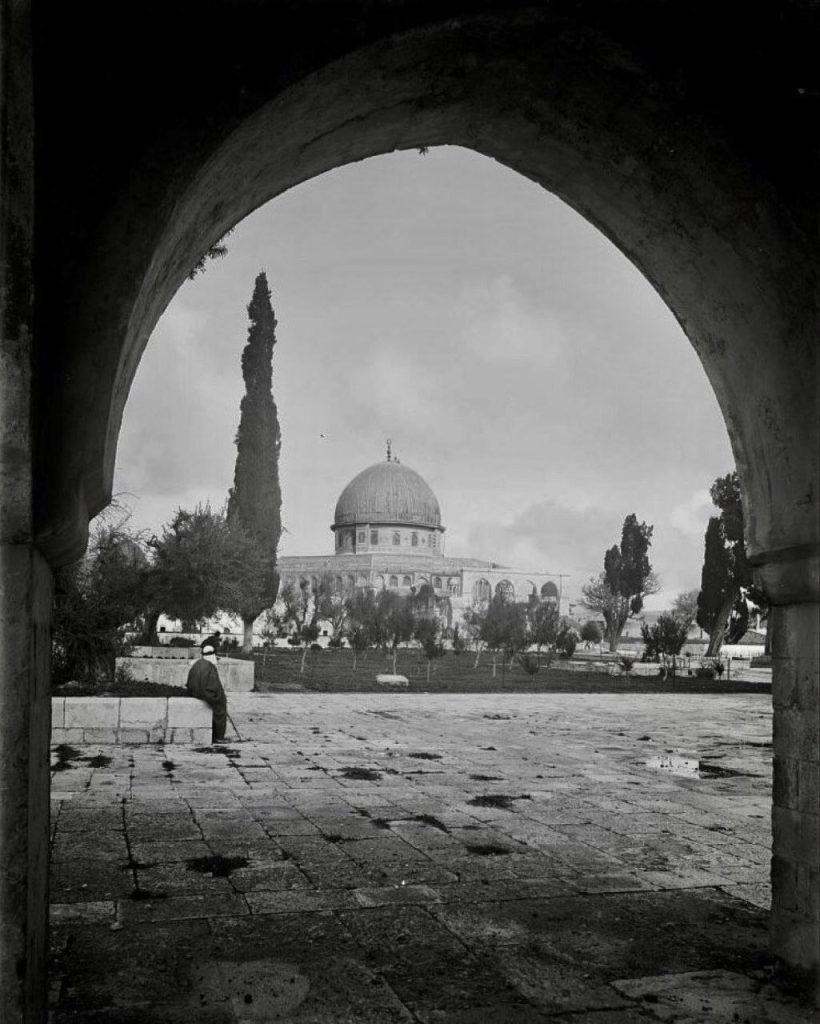 حصاد الأسبوع: أبرز الصور من العالم الإسلامي 25 photo 2025 06 14 01 26 21