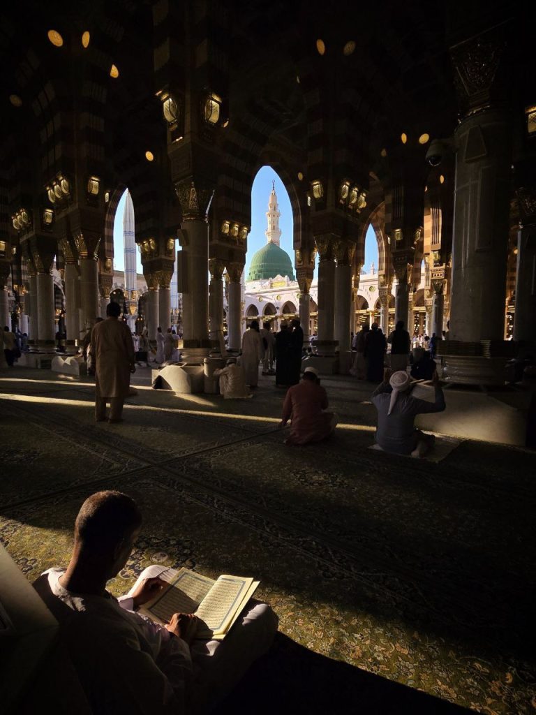 حصاد الأسبوع: أبرز الصور من العالم الإسلامي 39 photo 2025 06 14 01 32 24
