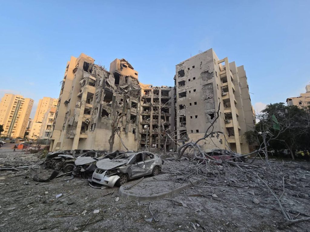 حصاد الأسبوع: أبرز الصور من العالم الإسلامي 31 photo 2025 06 28 00 46 29