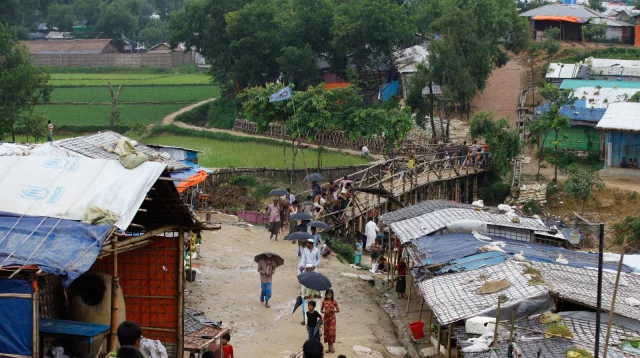 من يتحدث باسم الروهينجا حقًا؟