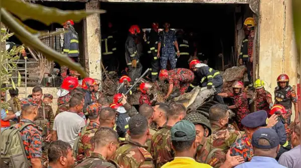 استشهاد نحو 31 شخصا من بينهم 27 طفلا وإصابة أكثر من 170 في حادث مأساوي في بنغلاديش 8 image 8