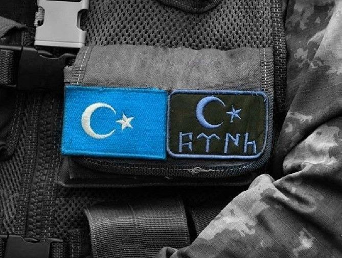العائلات التي خُلِّفت وراء القضبان: أويغور يسردون حكايات اعتقال ذويهم 14 العائلات التي خُلِّفت وراء القضبان: أويغور يسردون حكايات اعتقال ذويهم