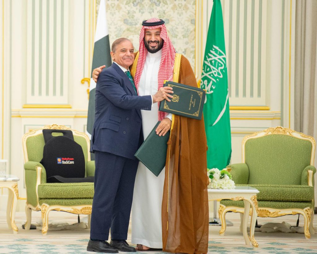 تقرير وصل الأسبوعي للعالم الإسلامي: أبرز أحداث الأسبوع الأخير من ربيع الأول 50 photo 2025 09 19 21 02 06