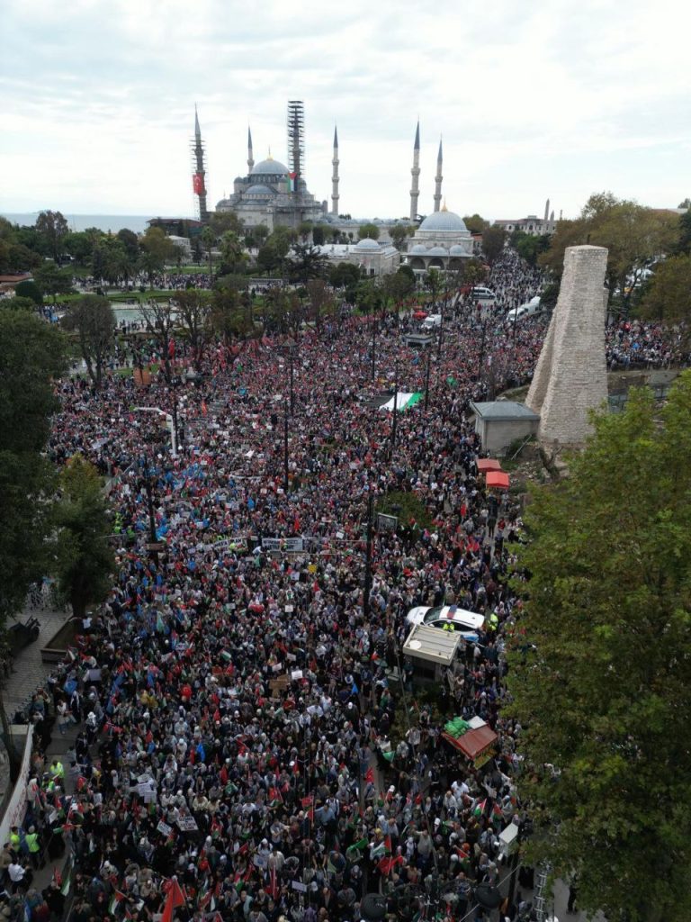 حصاد الأسبوع: أبرز الصور من العالم الإسلامي 40 photo 2025 10 11 00 41 25