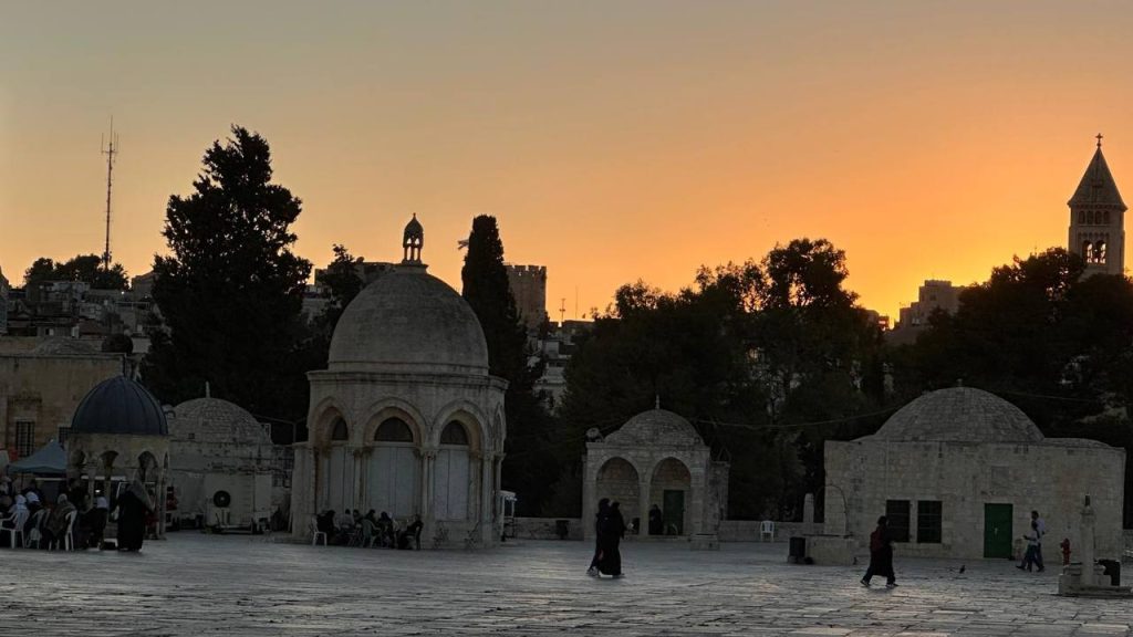حصاد الأسبوع: أبرز الصور من العالم الإسلامي 25 photo 2025 10 19 00 14 20
