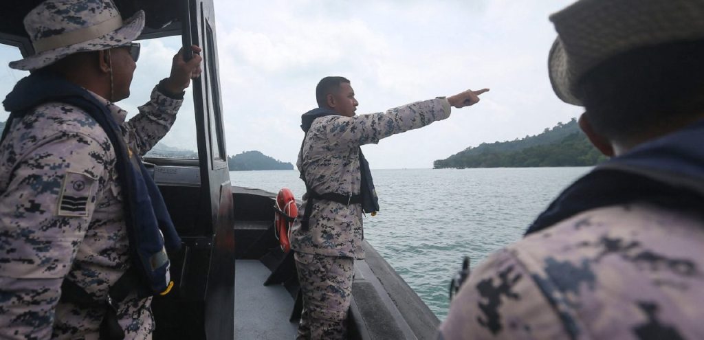 مأساة قارب المهاجرين تسلط الضوء على تفاقم محنة الروهينجا 1 37396