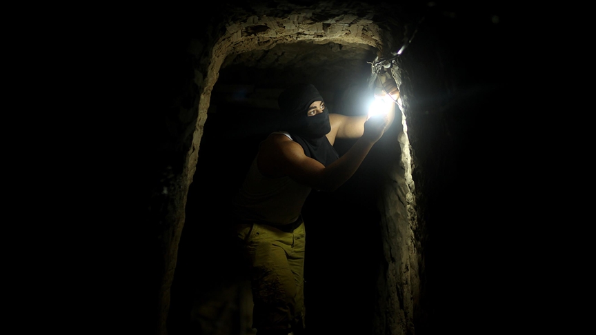 المقاتلون العالقون في أنفاق رفح… مأساة صامتة وازدواجية لا تخطئها العين