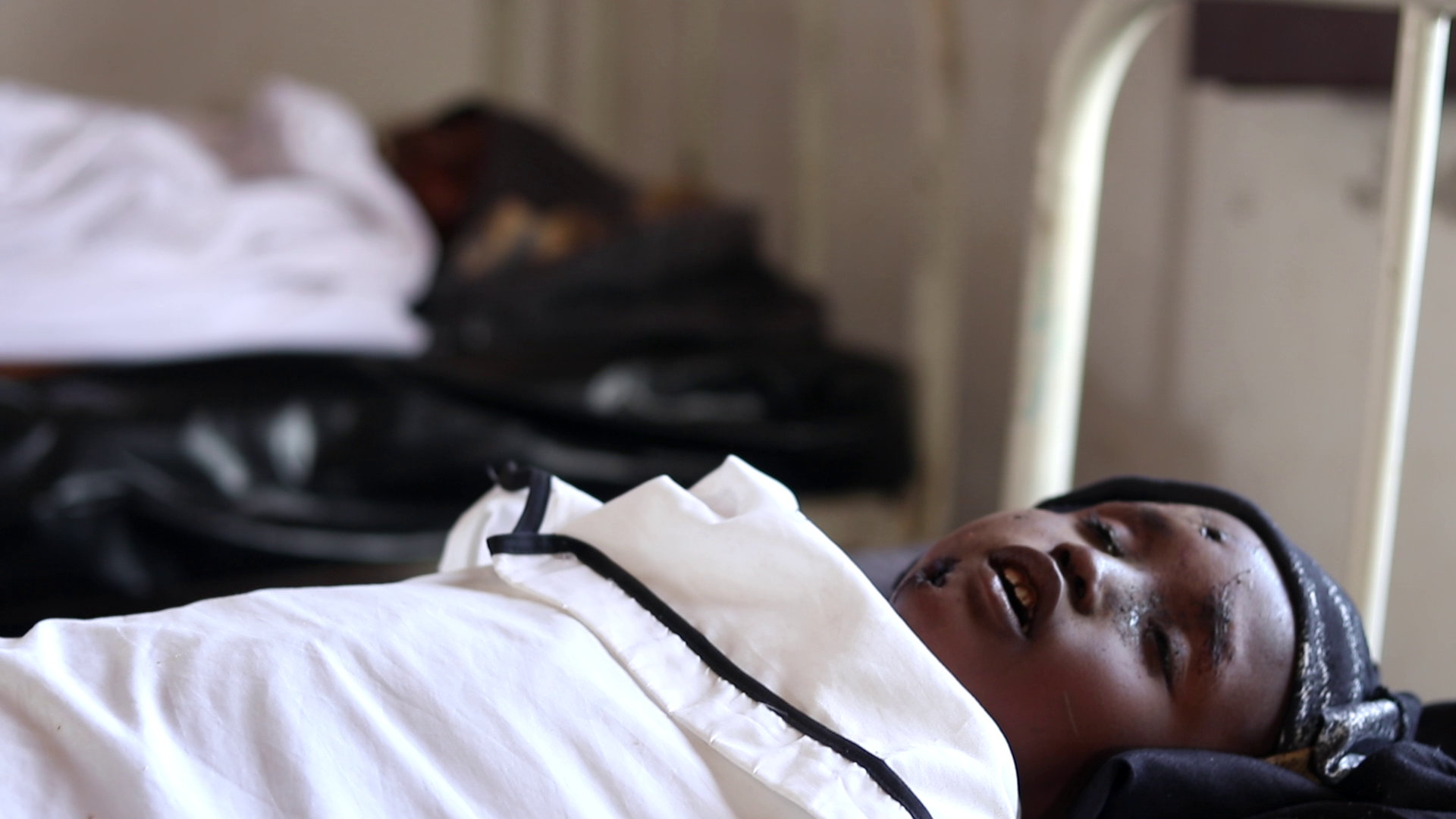 استشهاد 12 صوماليا أغلبهم أطفال ونساء في سلسلة غارات أمريكية جنوب الصومال 4 vlcsnap 2025 11 16 09h30m43s727