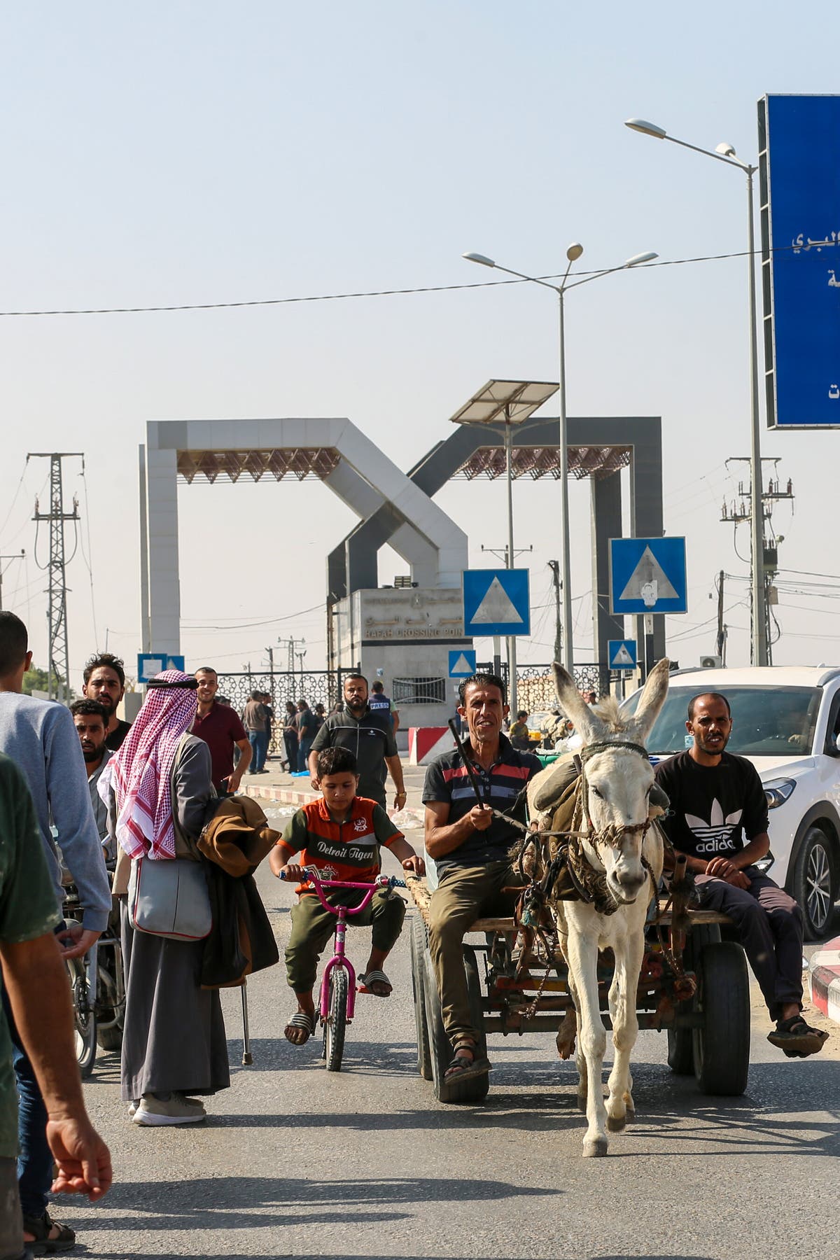 الاحتلال الإسرائيلي يعلن عن إعادة فتح معبر غزة، ولكن فقط لسفر الفلسطينيين للخارج