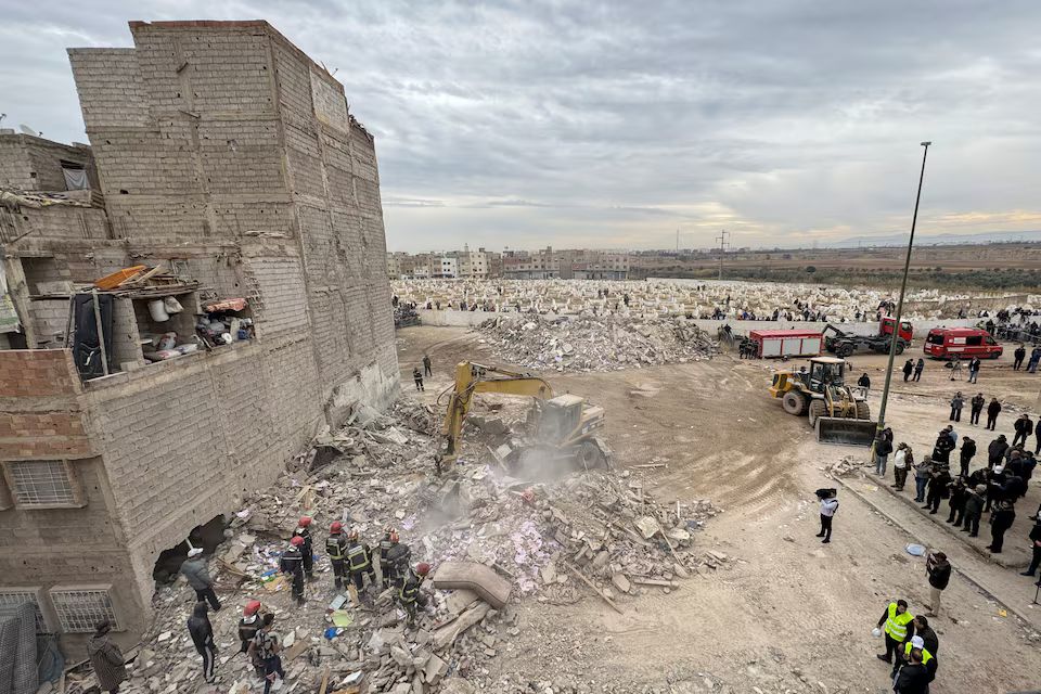 مقتل 22 شخصاً على الأقلّ جرّاء انهيار مبنيين في مدينة فاس المغربيّة 3 1000026387