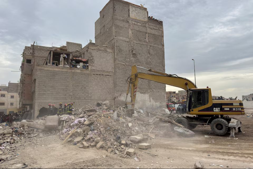 مقتل 22 شخصاً على الأقلّ جرّاء انهيار مبنيين في مدينة فاس المغربيّة 4 1000026388