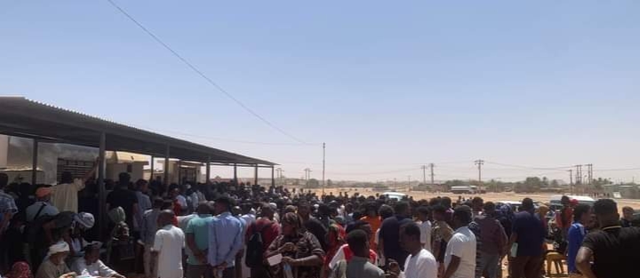 ذا نيو هيومانيتاريان: مصر تكثف عمليات ترحيل اللاجئين السودانيين وسط معارضة محدودة من مفوضية الأمم المتحدة لشؤون اللاجئين 6 ذا نيو هيومانيتاريان: مصر تكثف عمليات ترحيل اللاجئين السودانيين وسط معارضة محدودة من مفوضية الأمم المتحدة لشؤون اللاجئين