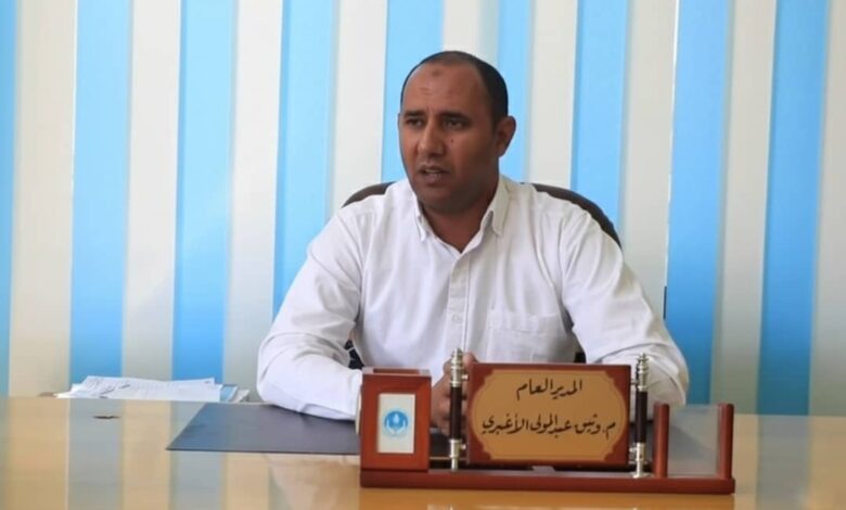 مدير مؤسسة المياه بتعز لـ”يمن مونيتور”: المدينة تواجه عجزاً بنسبة 70% وتحلية مياه “المخا” حل وحيد ومستدام 2 مدير مؤسسة المياه بتعز لـ”يمن مونيتور”: المدينة تواجه عجزاً بنسبة 70% وتحلية مياه “المخا” حل وحيد ومستدام