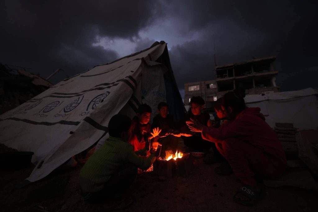 ٢٠٢٥١٢١٩ ٢٣٢٨٢١