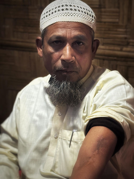 «جريمتي الوحيدة كانت هويتي»: معلم روهينجي يروي سبعة أشهر من الاحتجاز لدى جيش أراكان 2 1000030926