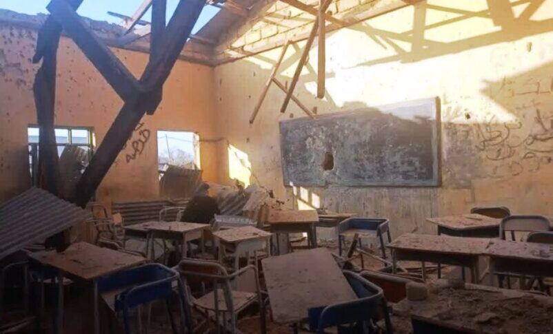 شنت طائرات الدرون التابعة لميليشيات الدعم السريع هجمات على مدارس كردفان، مما أسفر عن ارتقاء طالب واحد 1 شنت طائرات الدرون التابعة لميليشيات الدعم السريع هجمات على مدارس كردفان، مما أسفر عن ارتقاء طالب واحد