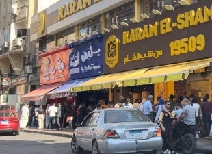 استقرار مفقود وترحيل في أي لحظة.. حين تصبح الحياة في مصر حلماً شاقاً للسوريين