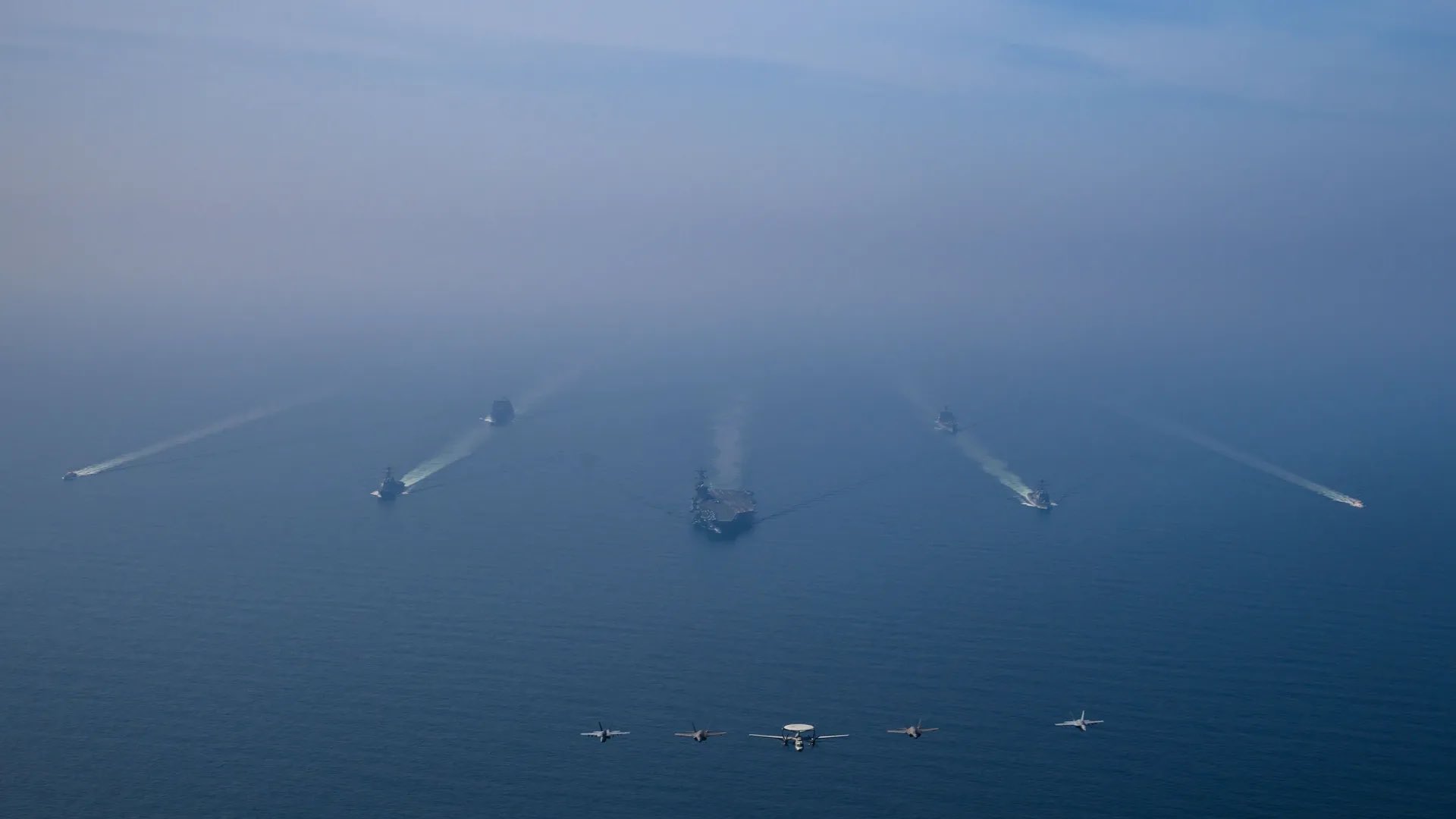 ترامب يدرس إرسال حاملة طائرات ثانية للشرق الأوسط