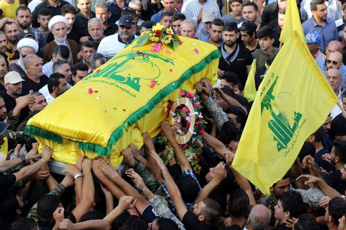 لبنان: مقتل أكثر من 400 من حزب الله.. وإجمالي القتلى يرتفع إلى 1,142 2 لبنان: مقتل أكثر من 400 من حزب الله.. وإجمالي القتلى يرتفع إلى 1,142