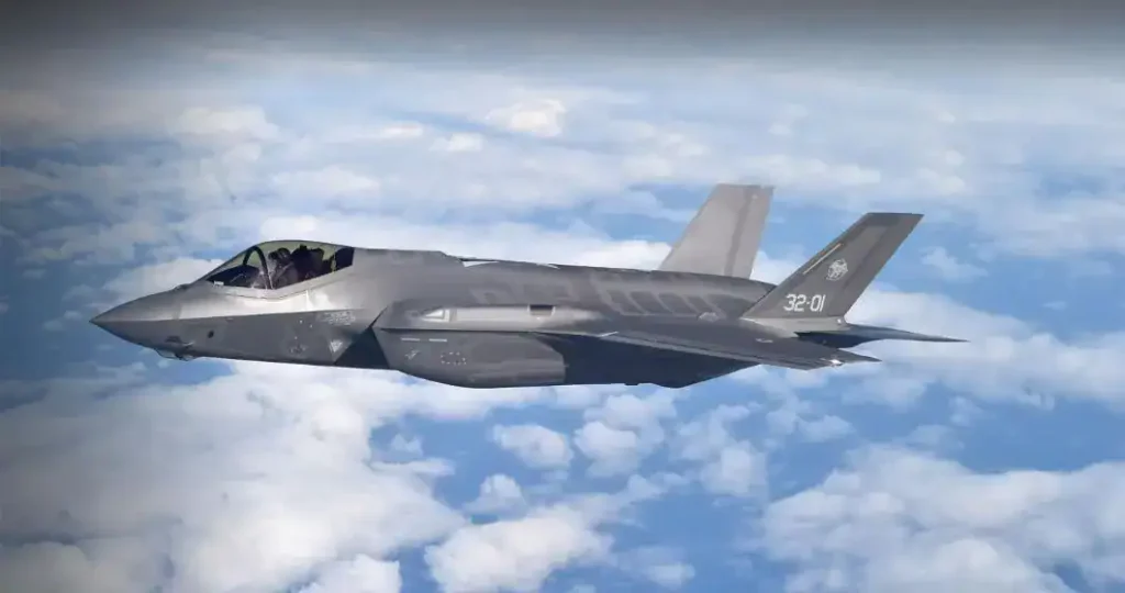 F 35