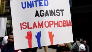 تقرير ألماني يحذر من تصاعد الإسلاموفوبيا في برلين واستهداف متزايد للمسلمات 15 CAIR Says Islamophobia in Europe ‘Spinning Out of Control After Murder of Muslim Woman in Germany Fire at Mosque in Spain