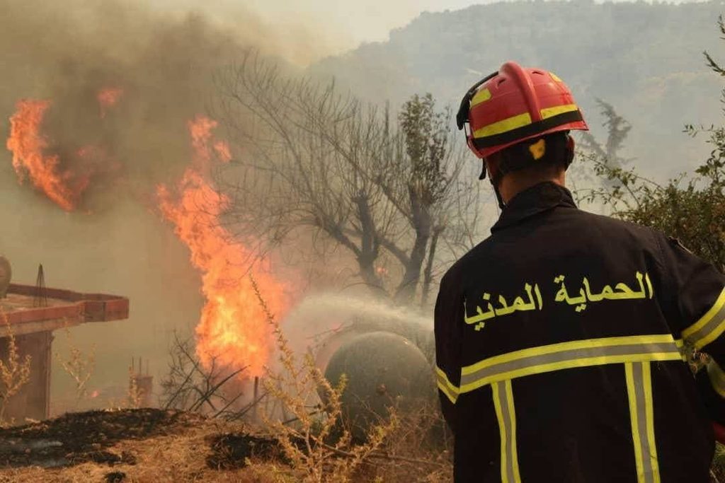 بالصور : حرائق مروعة بالجزائر وإحياء ذكرى إبادة الروهينجا | أبرز الصور من العالم الإسلامي 12 1000044174