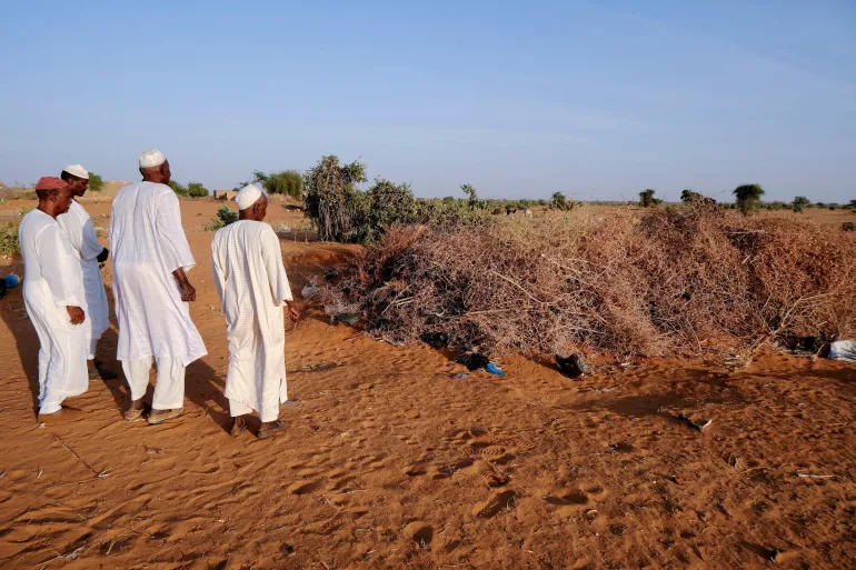 مقبرة جماعية في الكرمك.. 25 جثة تفتح ملف الإعدامات والانتهاكات في السودان 2 2026 01 21T071532Z 552446337 RC221JAF15NF RTRMADP 3 SUDAN POLITICS OBEID ATTACKS 1786431822