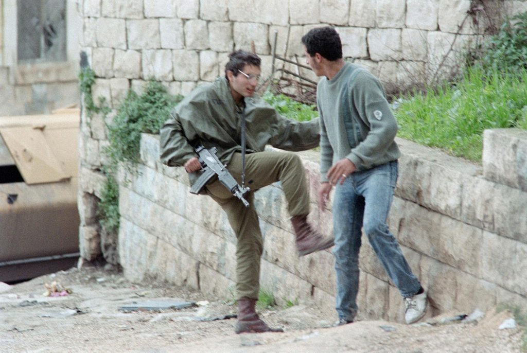 من خيبر إلى فلسطين: كسر العظام لإخضاع الشعب الفلسطيني .. أسلوب تعذيب له أصل في التاريخ اليهودي 3 AIPm1owxuD9FtsECs4T4UHOVym VujSVAiR2xIzIHkRhZzDfwfoOjkPHoce MDsjtUmRJt0k 5bA0nZvKusnpDnSACemess5EMYn2WNtPmAtT4J 0ivvYjtW lRPd T8mu3b1MAZnZWzm7k7I3 H 6MnBSN9amfjTNZzAW